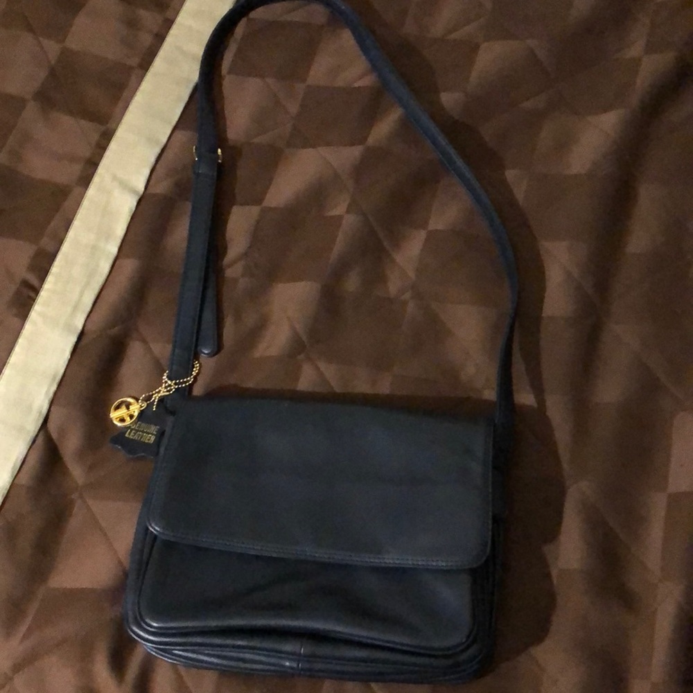 Womens Giani Bernini leather cross body bag